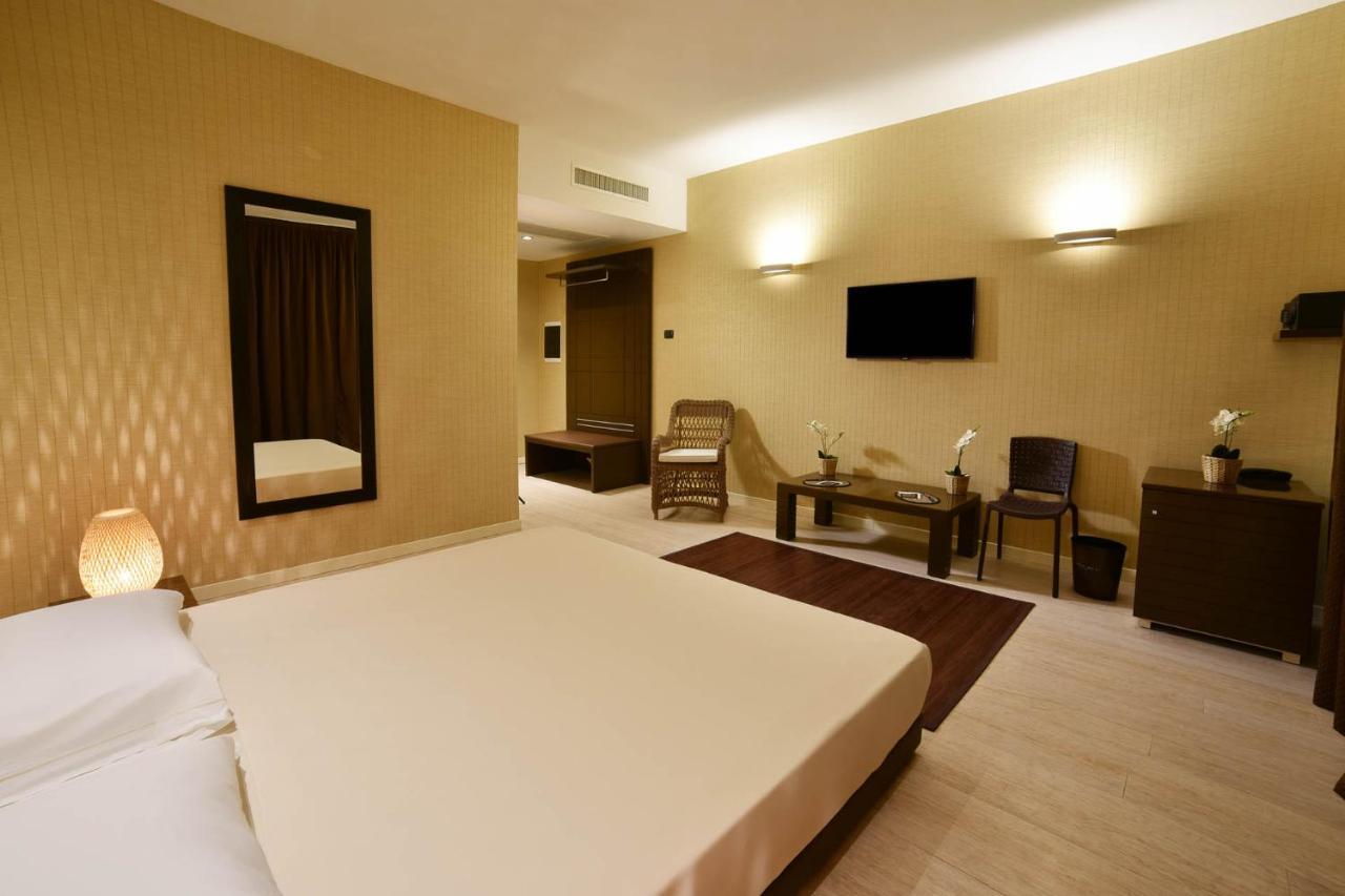 Sweet Motel Verdello Екстериор снимка