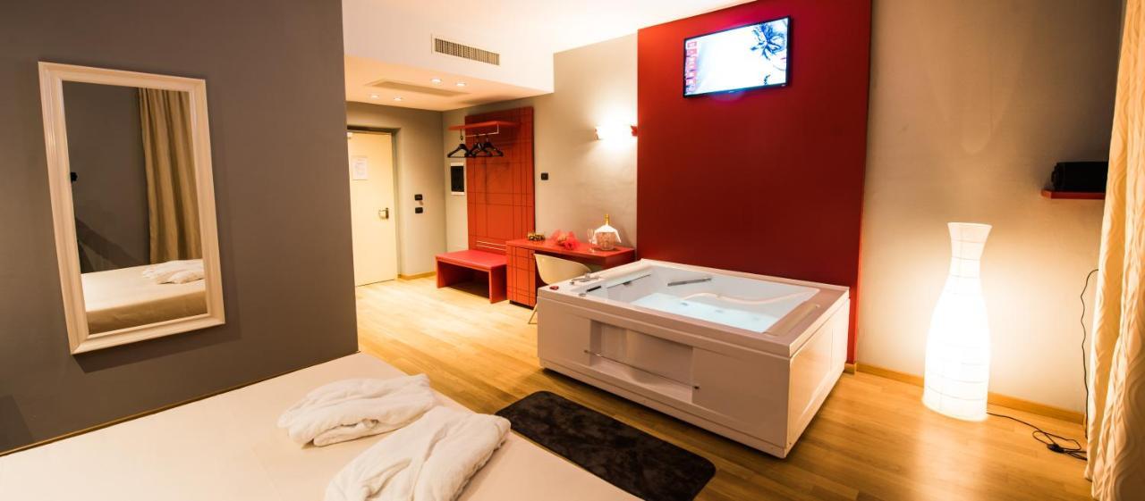 Sweet Motel Verdello Екстериор снимка