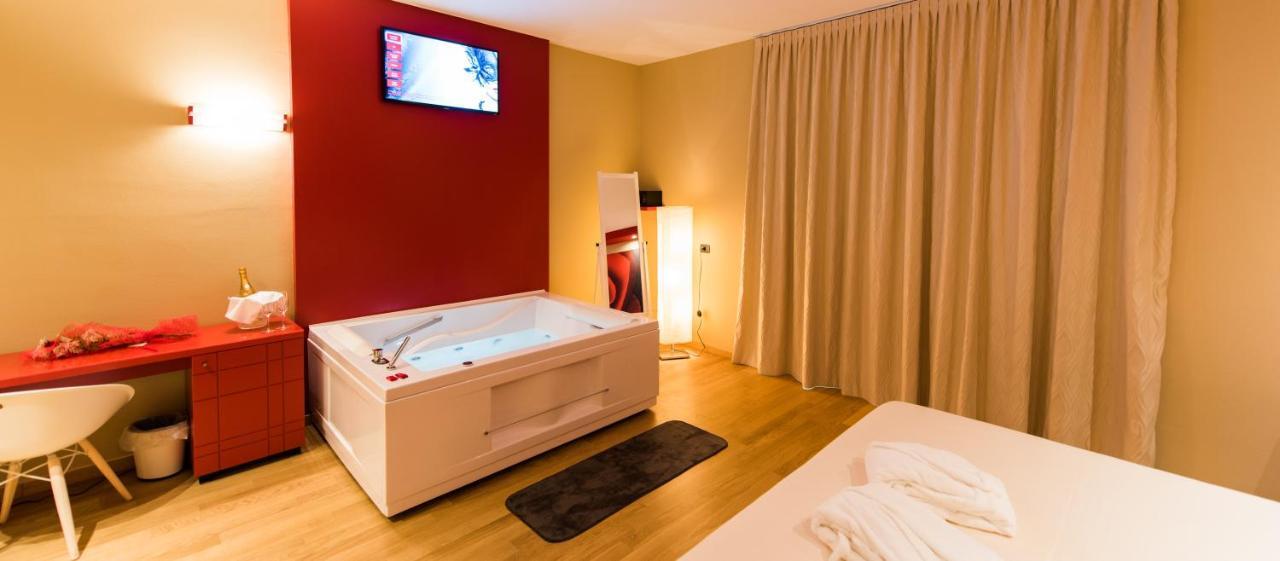 Sweet Motel Verdello Екстериор снимка