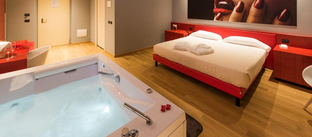 Sweet Motel Verdello Екстериор снимка